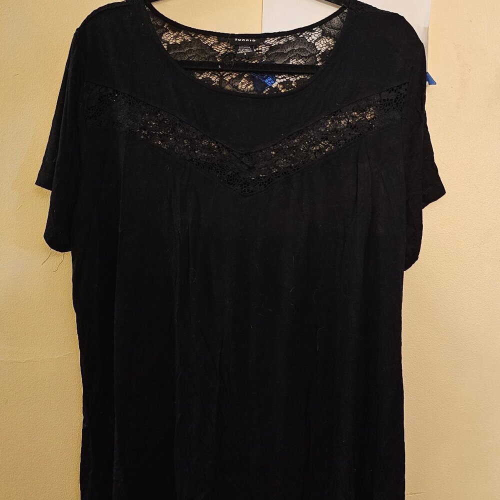 torrid lace accent tshirt